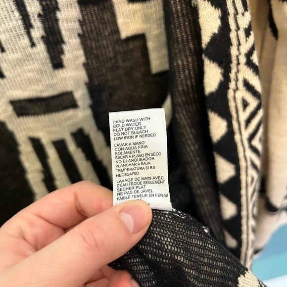 ANTHROPOLOGIE Sloane Rouge Open Front Tie Aztec Print Thunderbird Cardigan Set - Picture 12 of 12